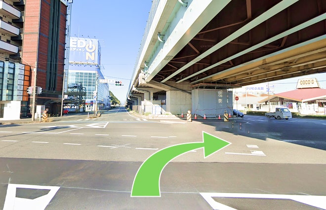 アクセス